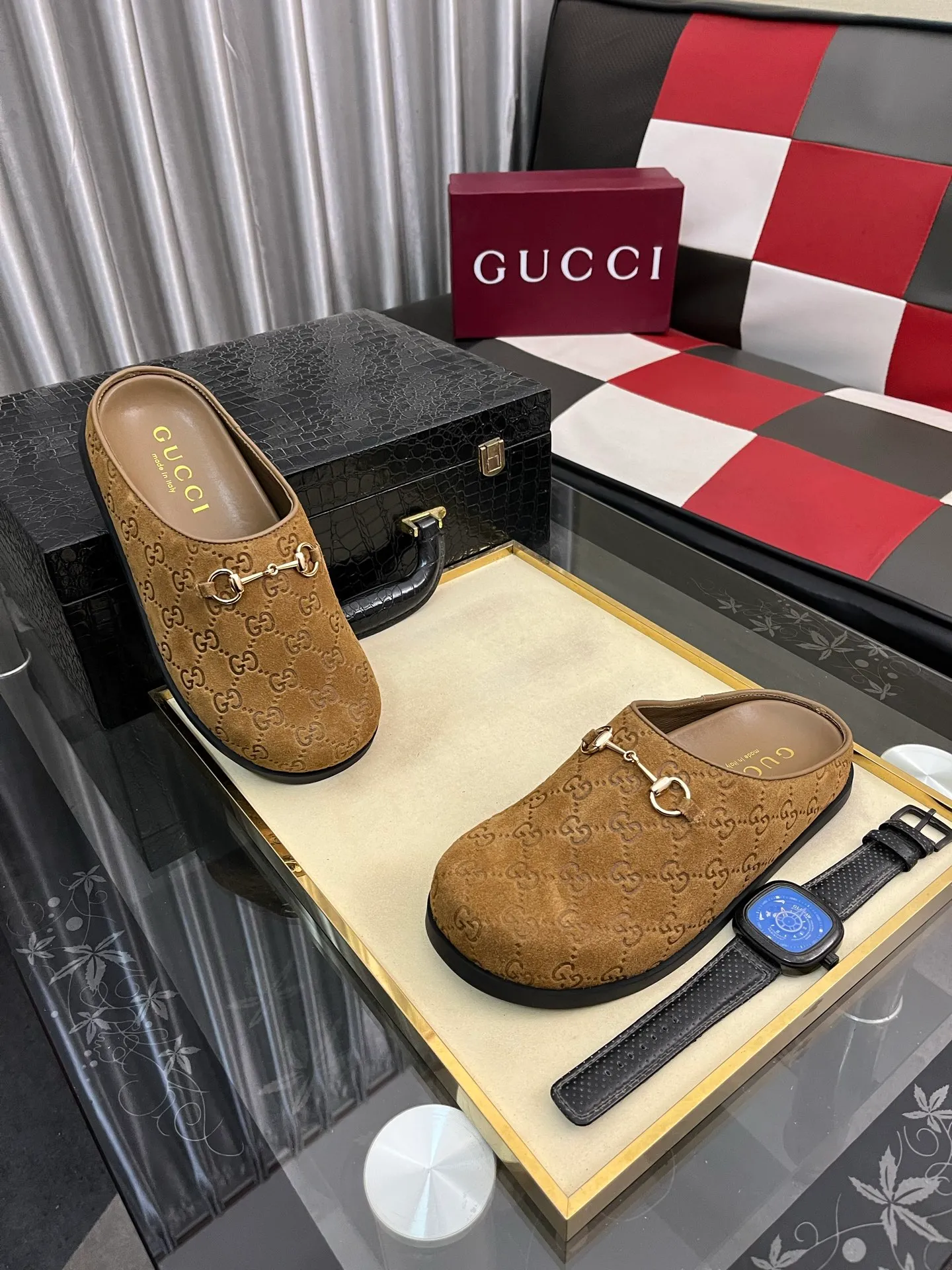 Ex-factory price: 420⌚️⌚️[Gucci] 2025 new season half-slip men's shoes, made of Italian imported first-layer frosted cowhide➕sheepskin lining, original hardware buckle, original combination wear-resistant outsole, real shot 🎬 Very comfortable on the feet, size 38-44